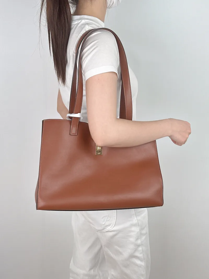 CELINE Shoulder Bag Cabas 16 Tote Bag Caramel Calfskin Large37 × 14 × 26 cm — on-model view 1 of 2