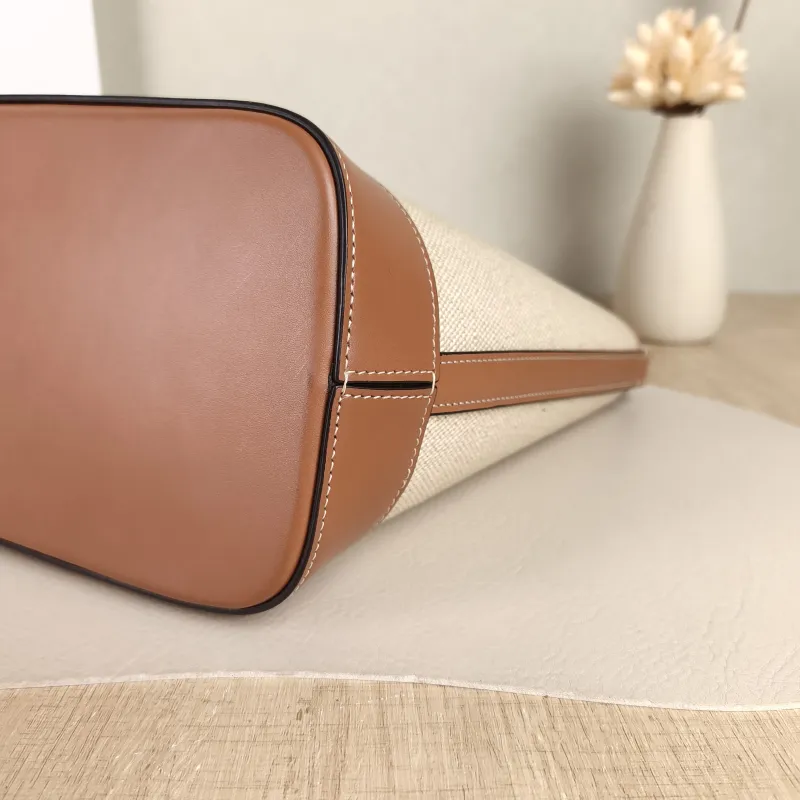 CELINE Shoulder Bag BUCKET TRIOMPHE Bucket Bag · Small 17 × 10 × 22 cm — detail view 4 of 9