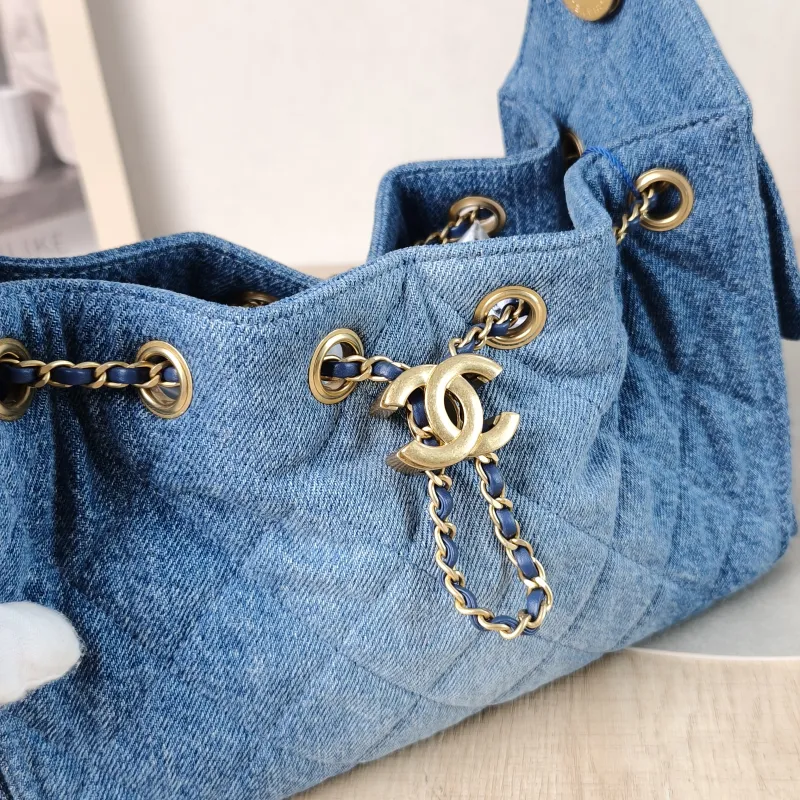 Chanel Crossbody Bag 25Bag Blue Mini 22 × 12.5 × 20 cm — detail view 3 of 11