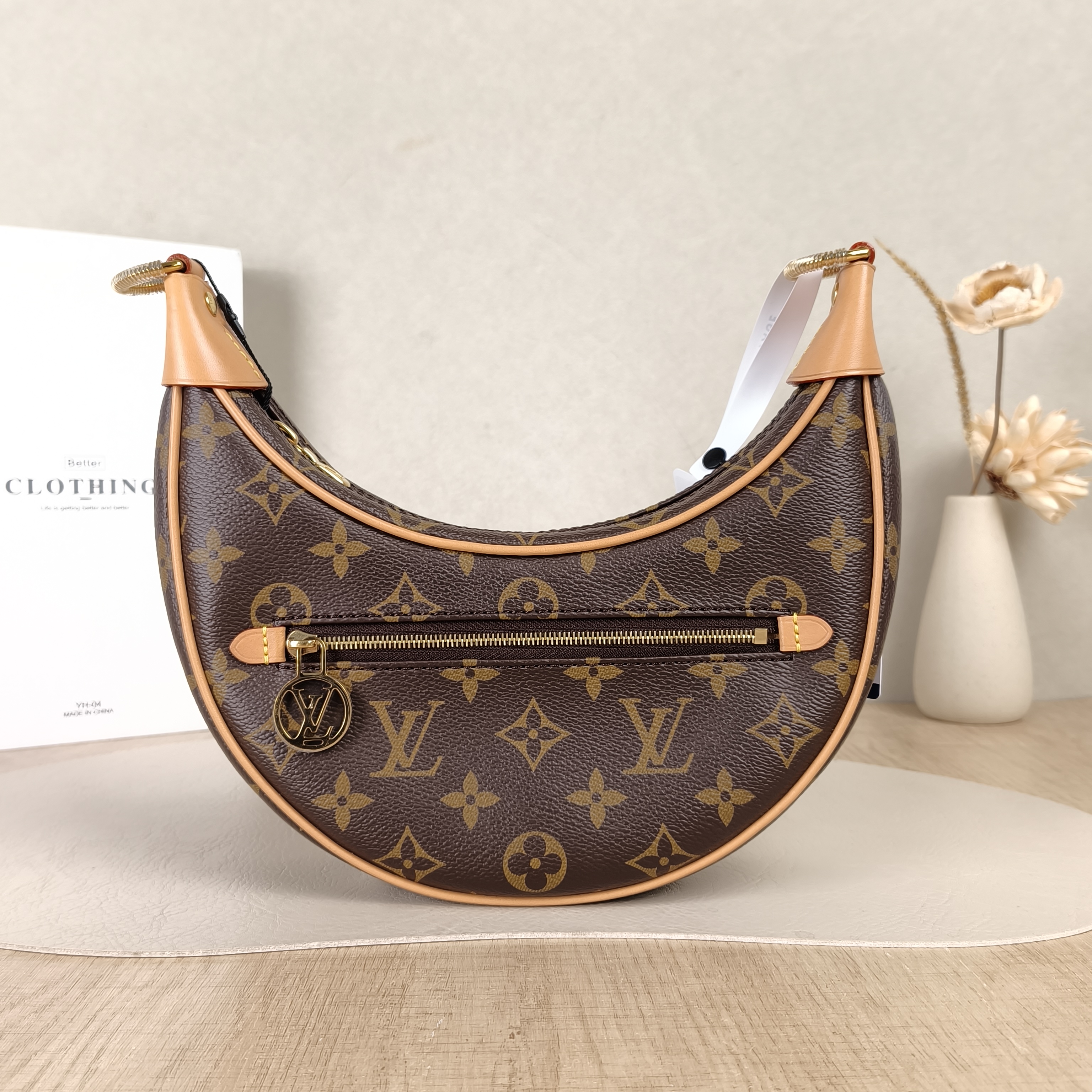 Louis Vuitton Crossbody Bag Loop Monogram PVC Small23 × 6 × 13 cm