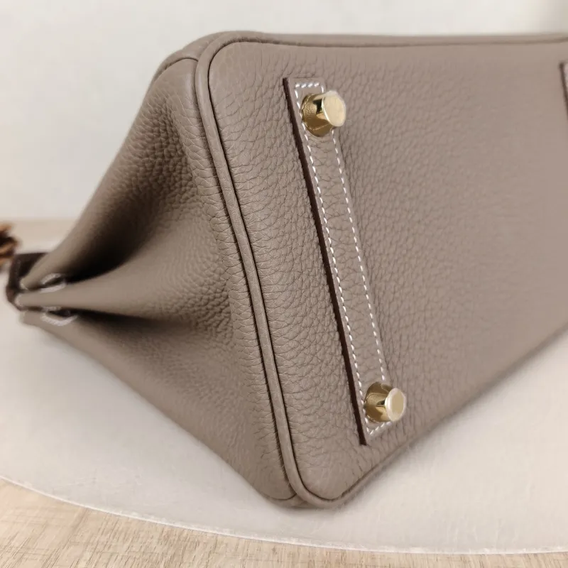 Hermès Top Handle Bag Birkin 25 Gold-Tone Hardware 18Etoupe Togo Calfskin Small 25 × 13 × 20 cm K — detail view 9 of 12