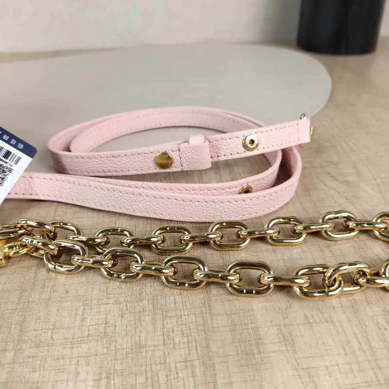 Louis Vuitton Crossbody Bag Pochette Métis East West Empreinte Embossed Calfskin Monogram Small21.5 × 6 × 13.5 cm — detail view 4 of 11