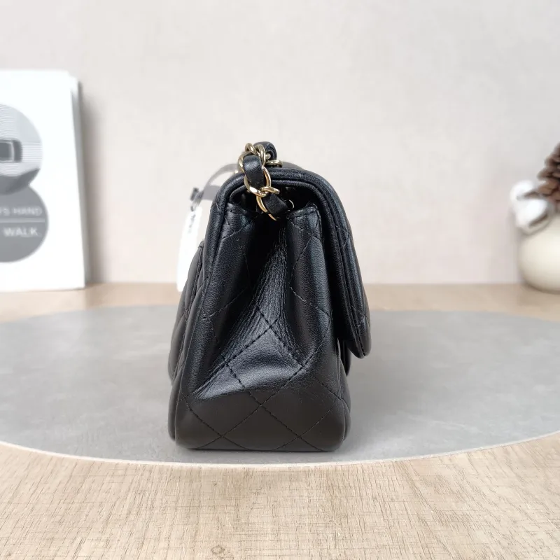Chanel Crossbody Bag Classic Flap Mini CF Mini Black SL ambskinmini17 × 8 × 13.5 cm — detail view 9 of 15