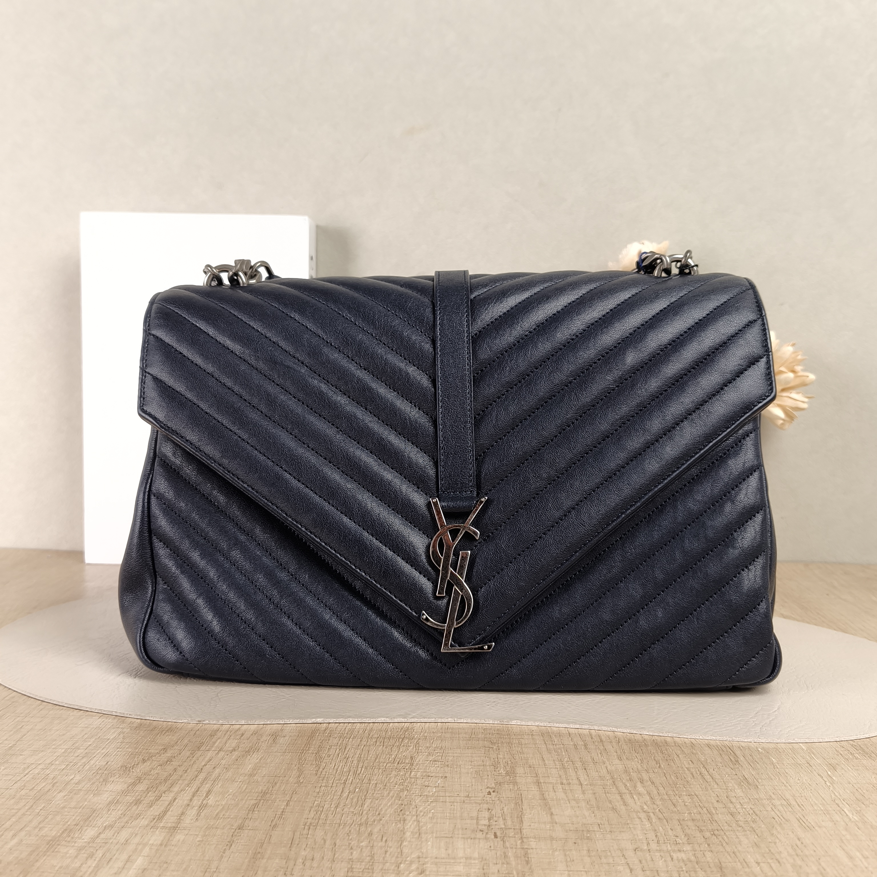 SAINT LAURENT Crossbody Bag COLLEGE Blue Lambskin Large32 × 8.5 × 20 cm