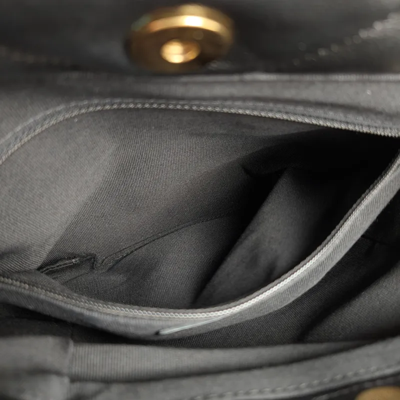 Chanel Shoulder Bag 22b Small Shopping Tote Black Lambskin Small 25 × 10 × 20 cm — detail view 12 of 13