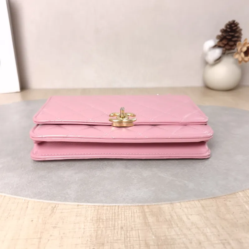 Chanel Crossbody Bag woc Pink Calfskin One Size19.2 × 3.5 × 12.3 cm — cover view 5 of 5