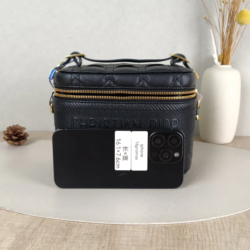 DIOR Top Handle Bag Travel Vanity Cosmetic Bag Black Lambskin18.5 × 10.5 × 13.5 cm — cover view 2 of 5