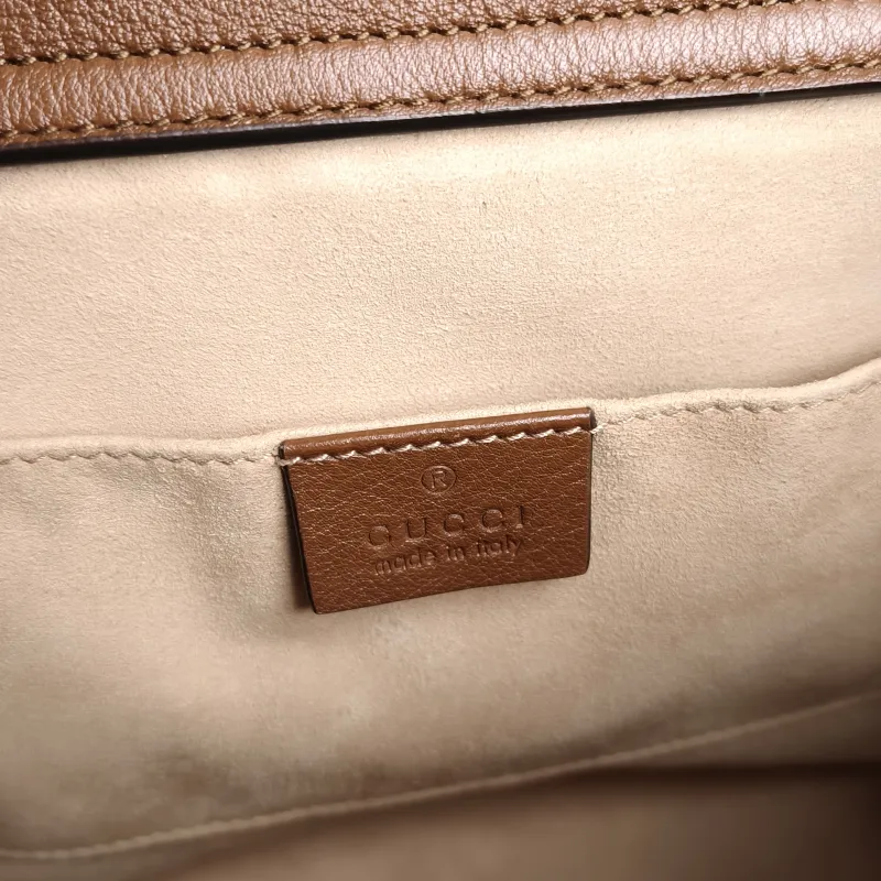 GUCCI Top Handle Bag Diana Top Handle Bag Caramel Calfskin Medium 27 × 10 × 24 cm — detail view 4 of 13