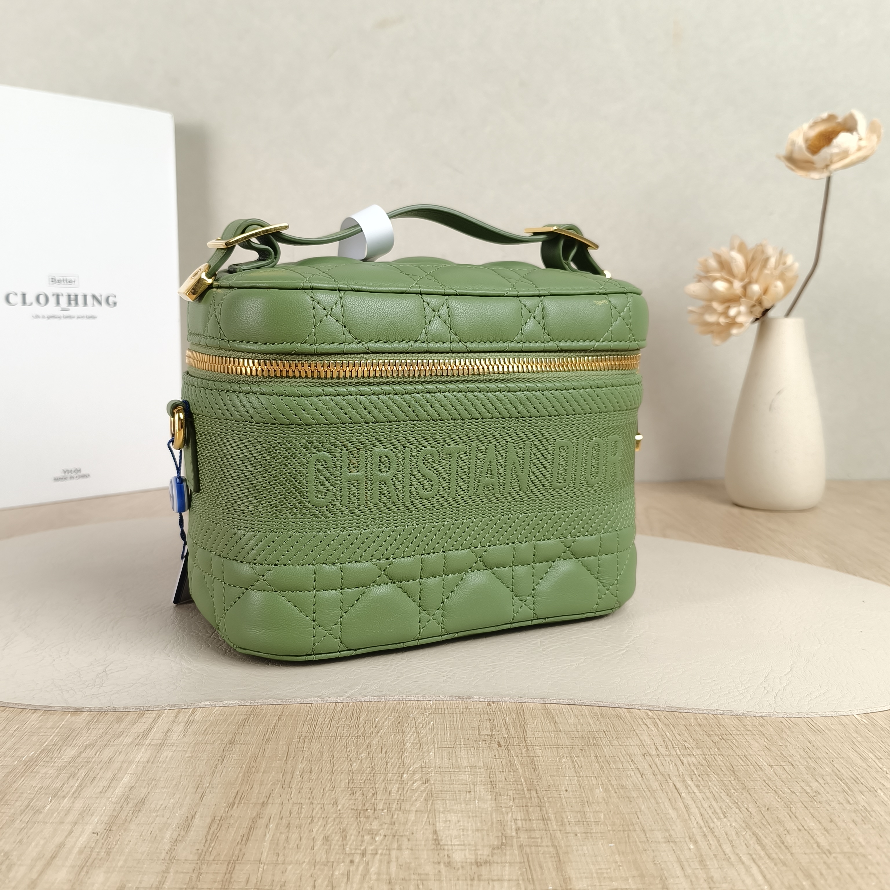 DIOR Top Handle Bag Travel Vanity Cosmetic Bag Green Lambskin Small18.5 × 10.5 × 13.5 cm — cover view 6 of 6