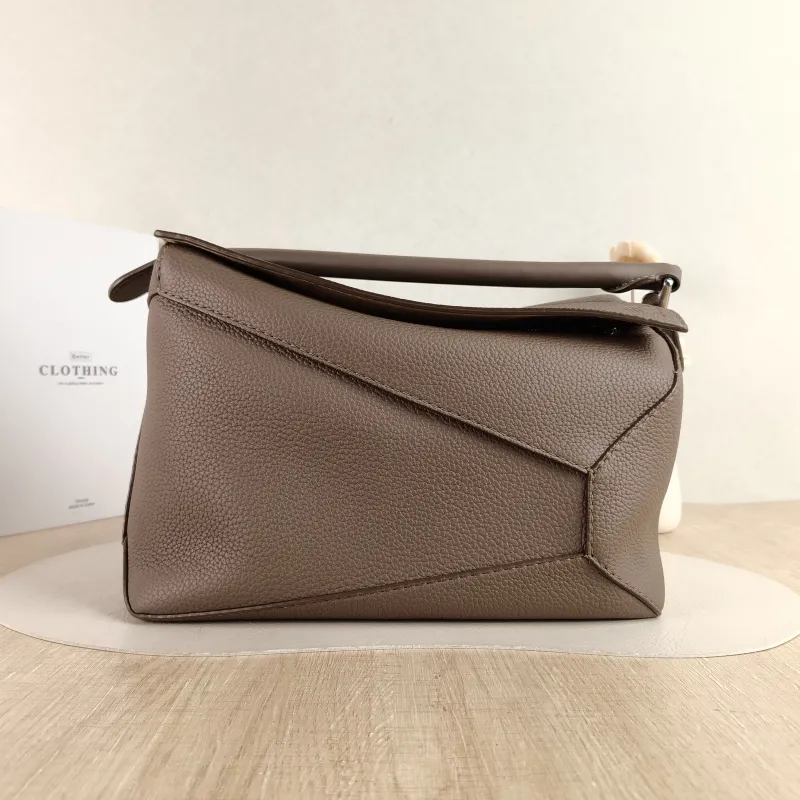 LOEWE Crossbody Bag Puzzle Brown Calfskin Medium 29 × 14 × 19.5 cm