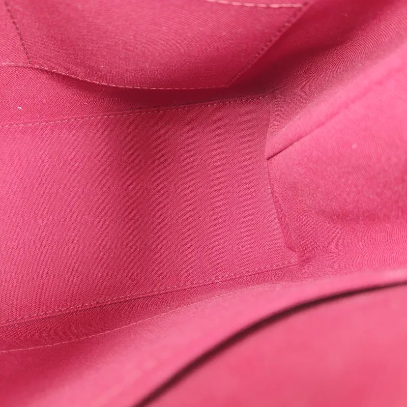 Louis Vuitton Crossbody Bag PETIT PALAIS Monogram PVC Small 29 × 12.5 × 18 cm — detail view 4 of 13