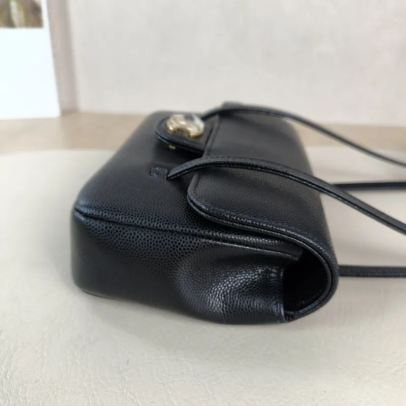 Chanel Crossbody Bag 26p preppy coco Black Grained Calfskin Mini 17 × 5 × 11.5 cm — detail view 4 of 12