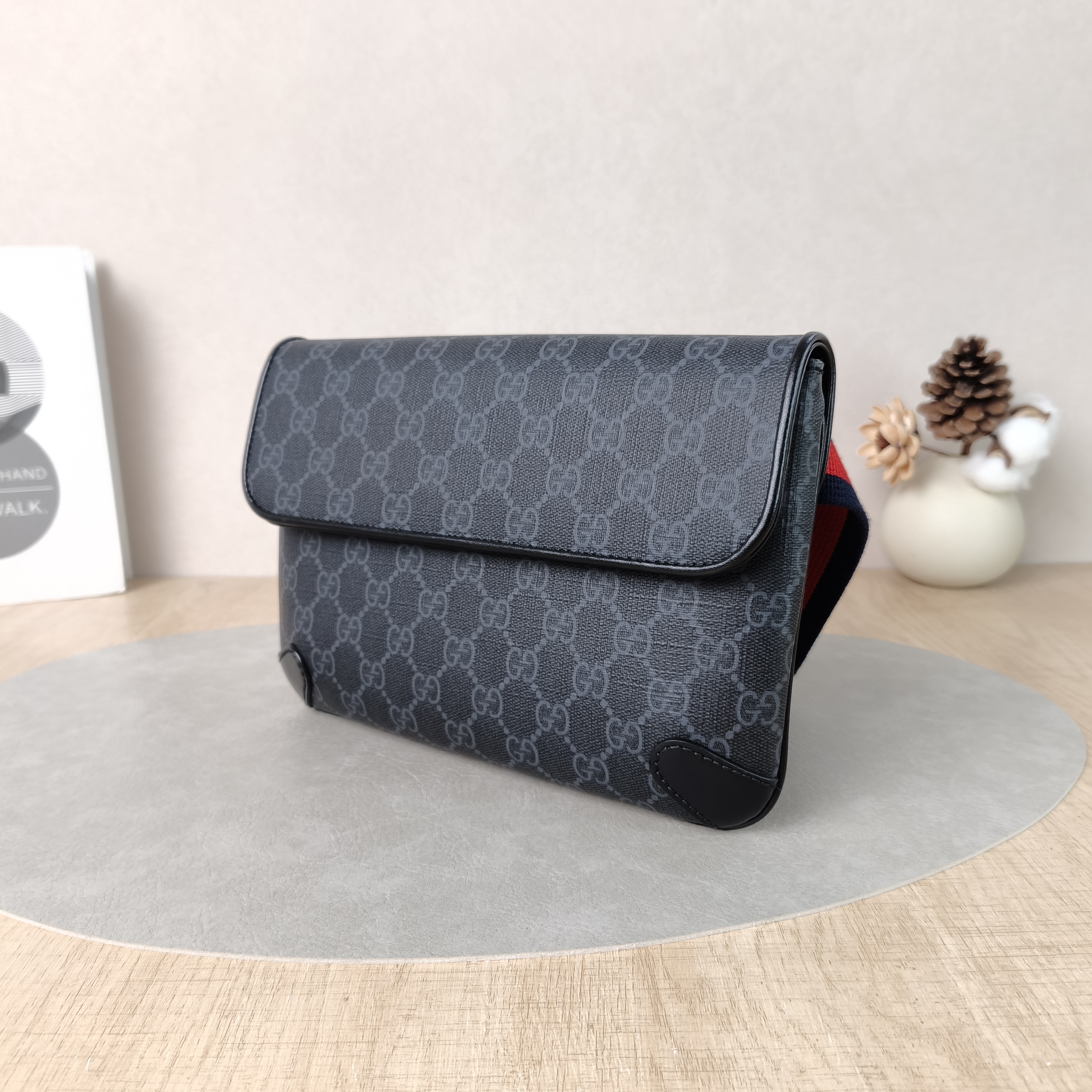 GUCCI Belt Bag Neo Vintage Belt Bag Black Monogram PVC Medium24 × 4 × 17 cm — cover view 2 of 5