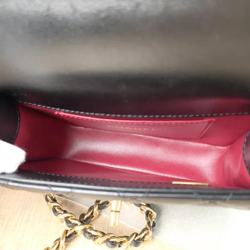 Chanel Crossbody Bag Crossbody Bag Black Lambskin One Size 17 × 5 × 12 cm — detail view 1 of 14