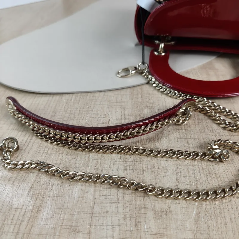 DIOR Crossbody Bag Lady Lady Dior Bag Red Patent Leathermini17 × 7 × 15 cm — detail view 4 of 13