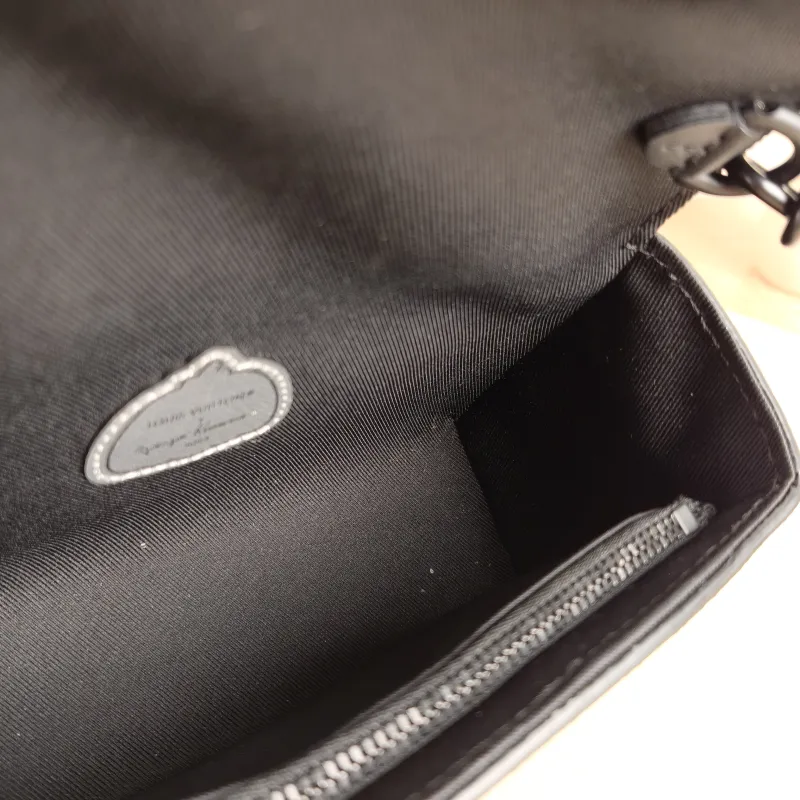 Louis Vuitton Crossbody Bag Steamer Box Monogram · PVC Mini 18 × 6.5 × 11 cm — detail view 6 of 11