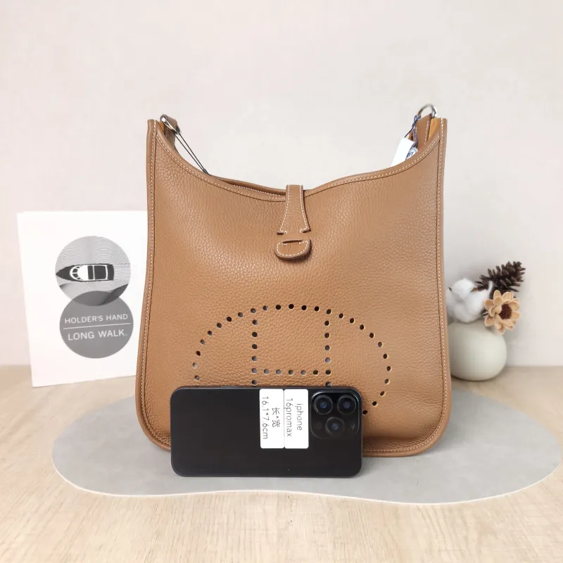 Hermès Crossbody Bag Evelyne 29 29 37 Brown TC Calfskin 29 29 × 7 × 30 cm W — cover view 5 of 5