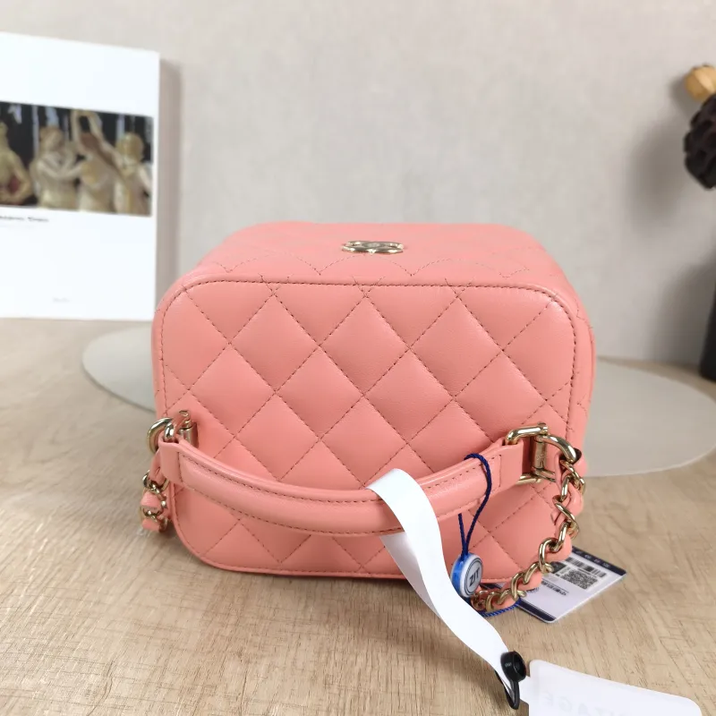 Chanel Crossbody Bag Box Cosmetic Bag Pink Calfskin One Size 15 × 12 × 12 cm — detail view 1 of 10