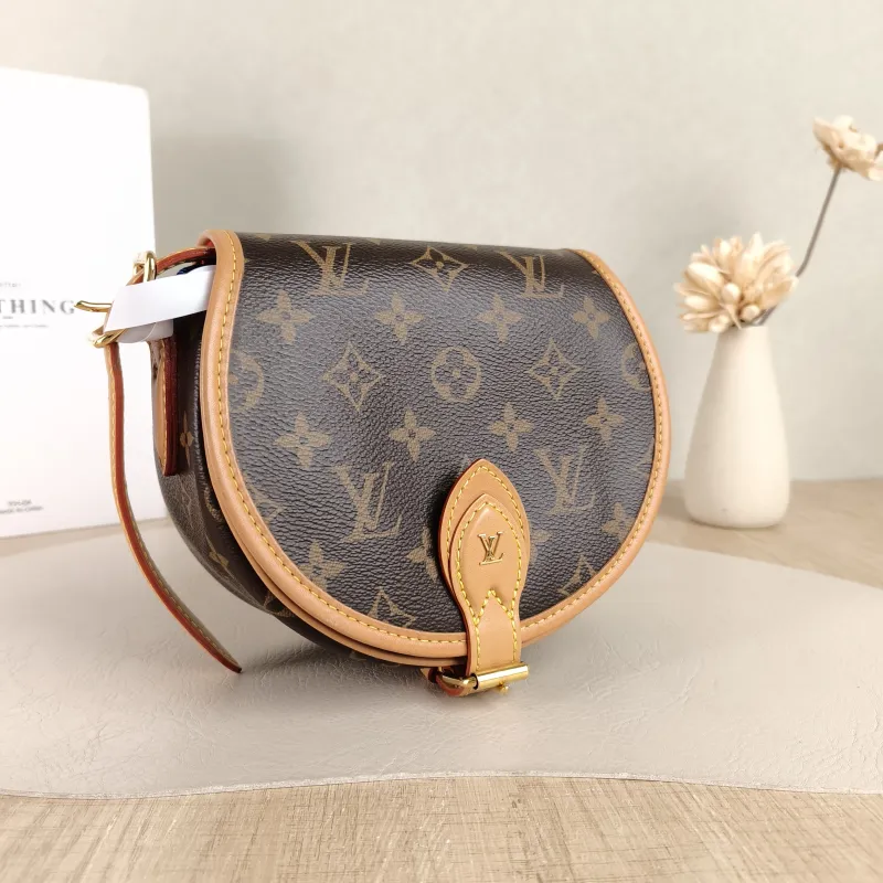 Louis Vuitton Crossbody Bag Tambourin Monogram PVC One Size 18 × 8 × 15 cm — cover view 2 of 6