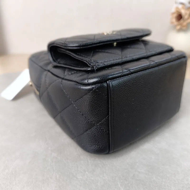 Chanel Backpack mini Backpack Collection Black with Gold-Tone Hardware Grained Calfskin One Size 13 × 9 × 18 cm — detail view 4 of 9