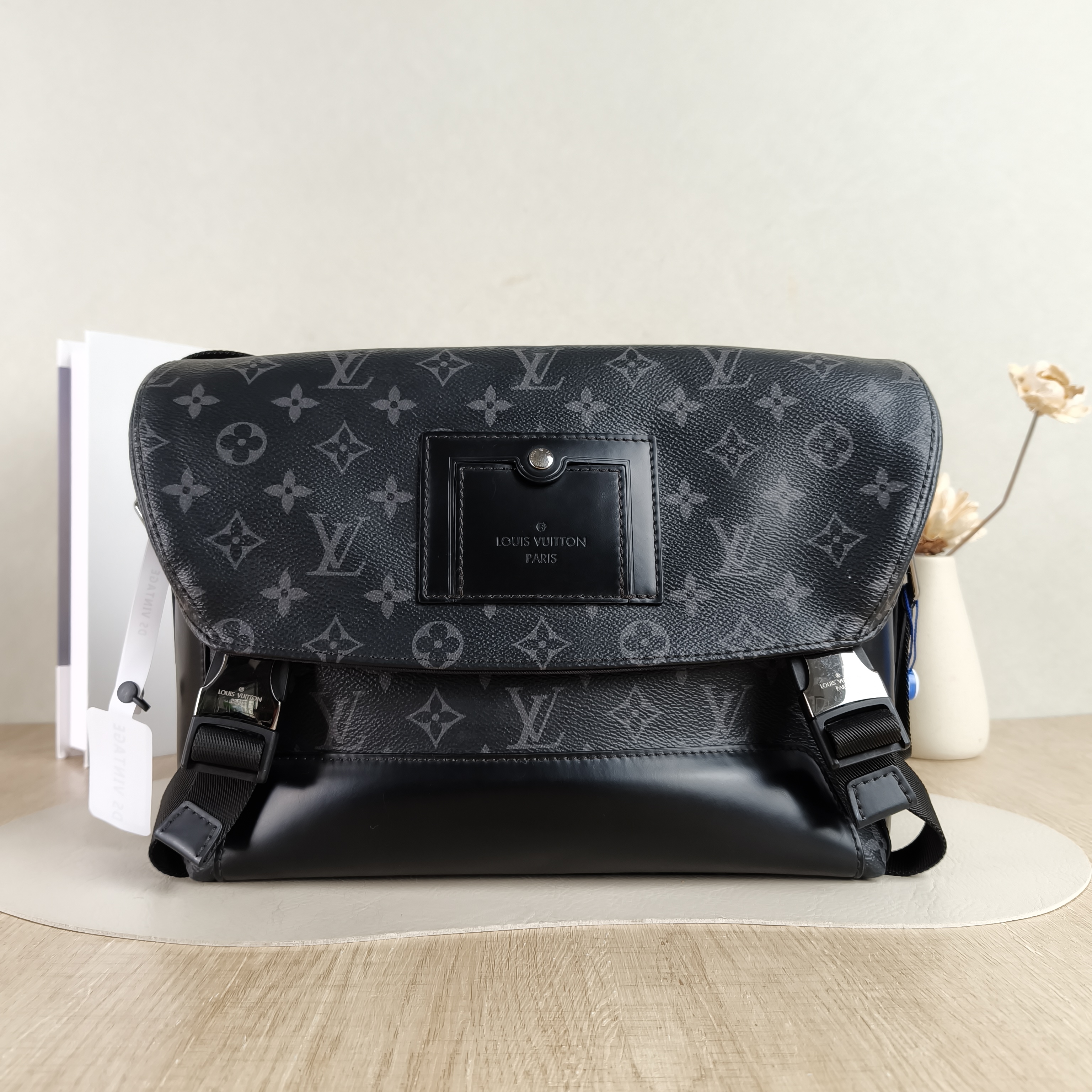 Louis Vuitton Crossbody Bag Voyager Messenger Bag Monogram PVC Small33 × 11 × 22.5 cm