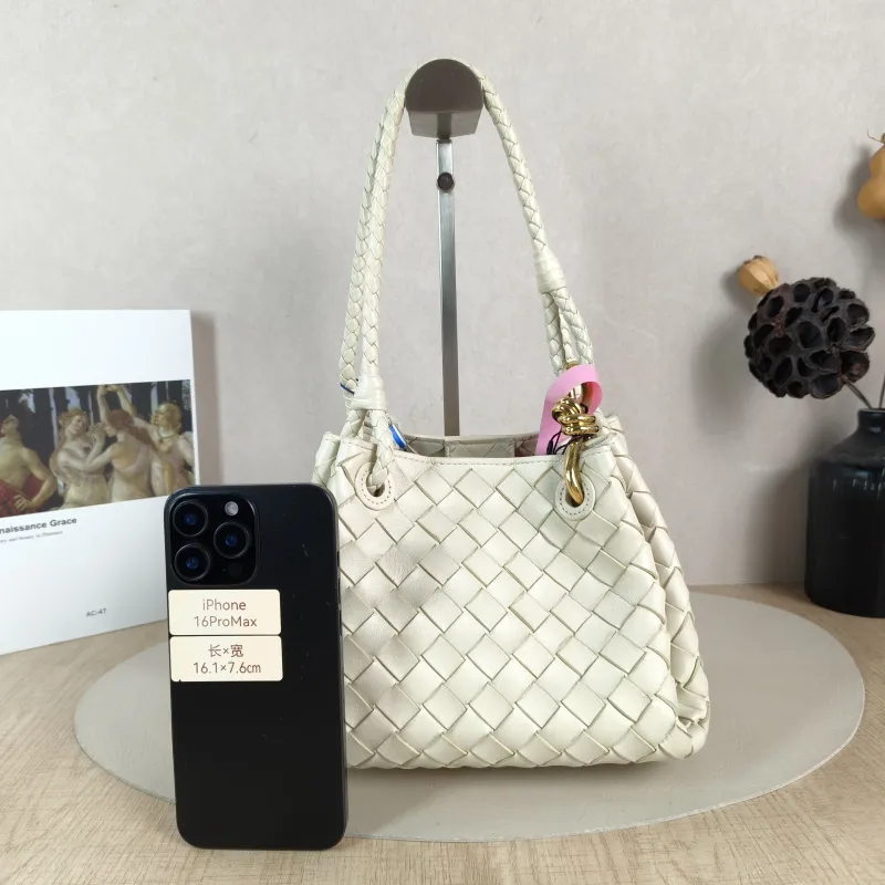 Bottega Veneta Crossbody Bag Parachute White Lambskin Small 20 × 17 × 16.5 cm — cover view 5 of 5