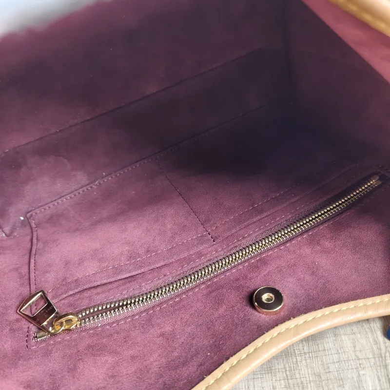 Louis Vuitton Crossbody Bag Carryall Monogram PVC Small 29 × 12 × 24 cm — detail view 3 of 13