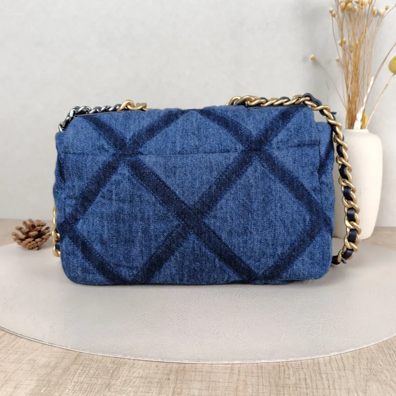 Chanel Crossbody Bag 19Bag Blue Small 26 × 9 × 16 cm — cover view 4 of 6