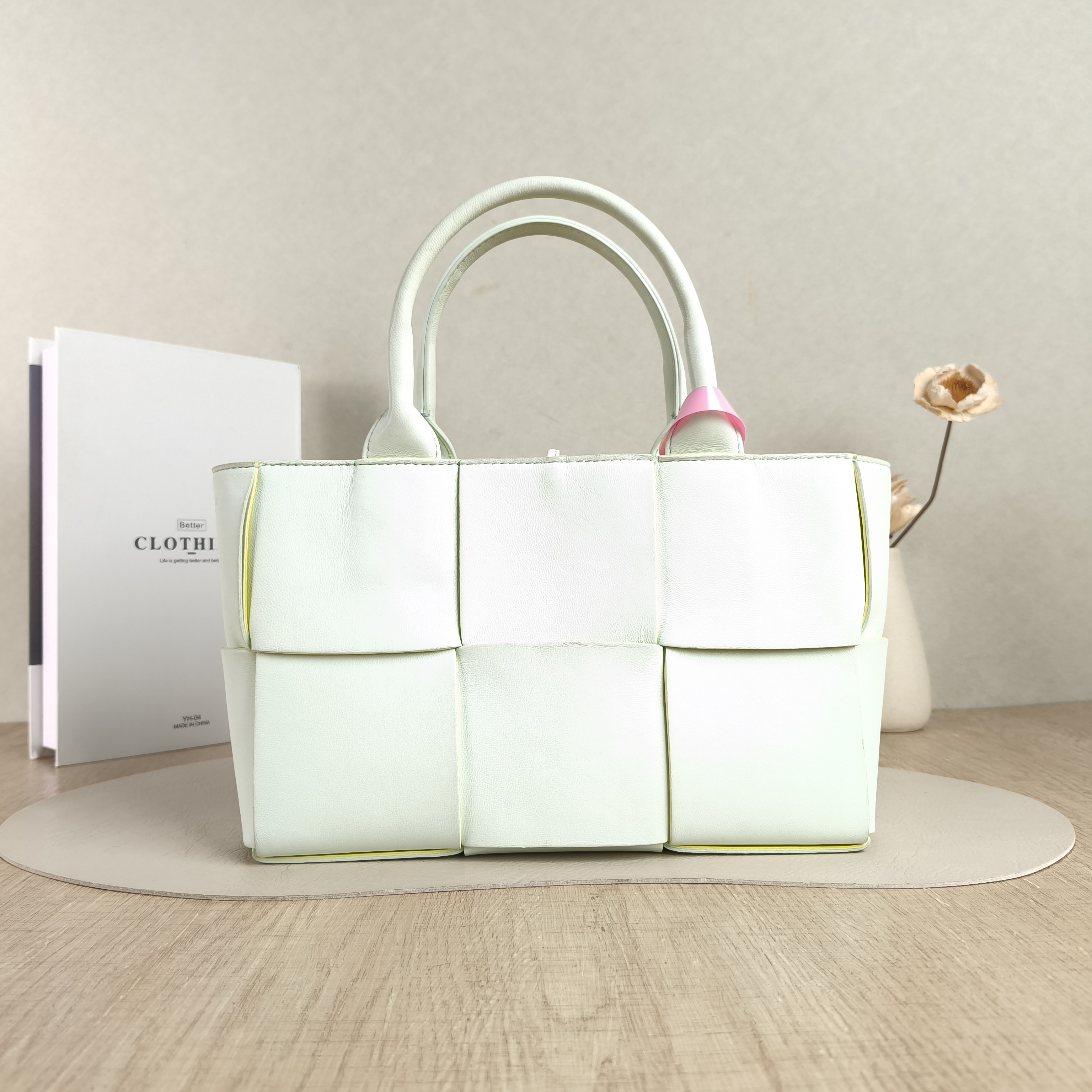 Bottega Veneta Top Handle Bag Arco Woven Tote Bag Green Lambskin mini25 × 8 × 16 cm
