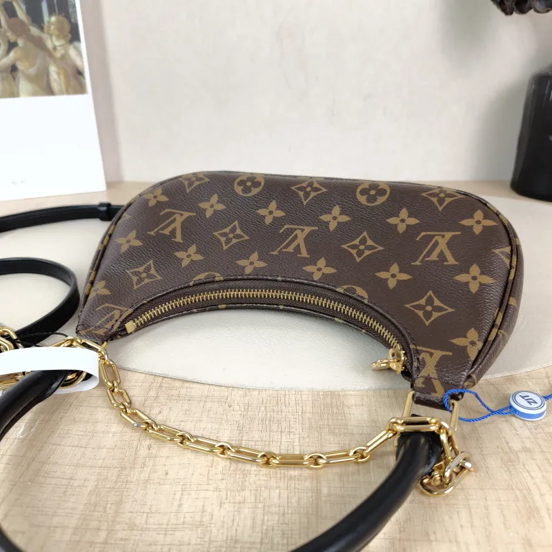 Louis Vuitton Shoulder Bag Catchy Monogram PVC Small 24 × 6 × 10 cm — detail view 11 of 11