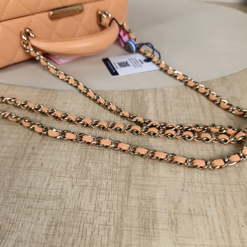 Chanel Crossbody Bag Box Bag Pink Lambskin One Size18.5 × 7 × 12 cm — detail view 1 of 11