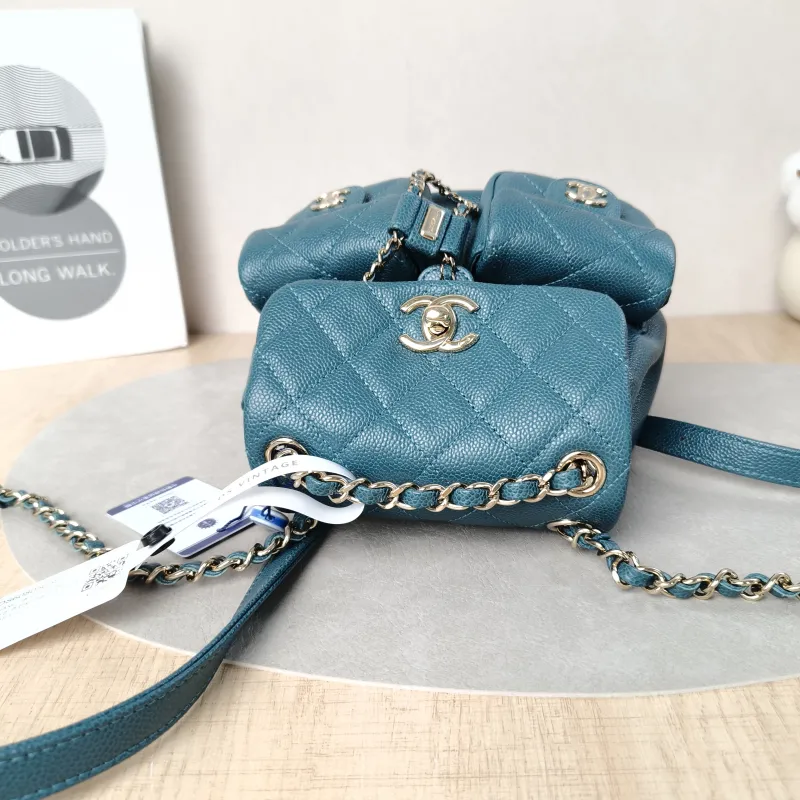Chanel Backpack Duma Green Grained Calfskin Small16.5 × 10 × 17.5 cm — detail view 11 of 14