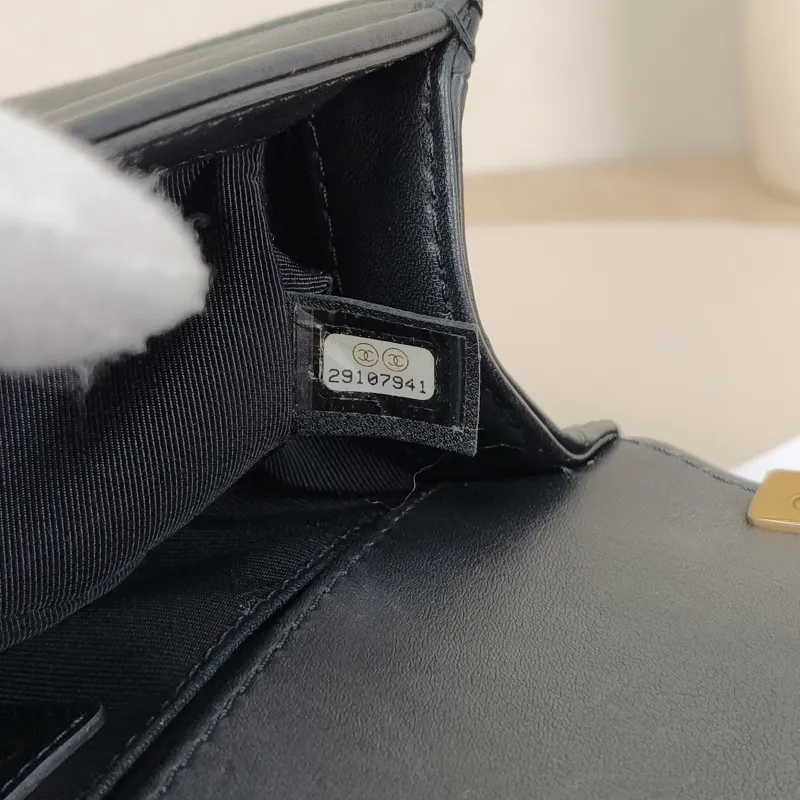 Chanel Crossbody Bag Le Boy​Black Calfskin Small 20.5 × 8.5 × 12 cm — detail view 15 of 15