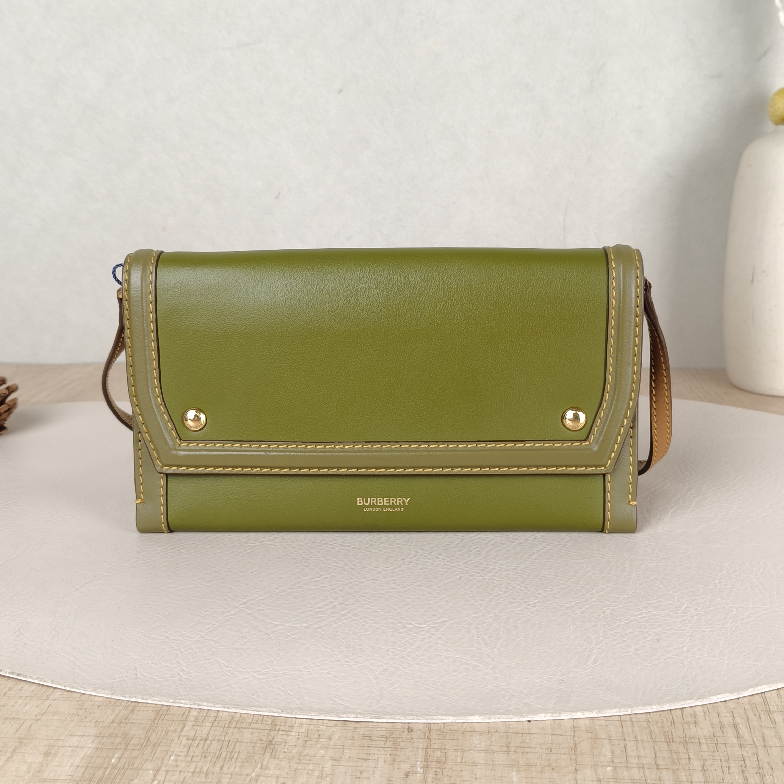 BURBERRY Crossbody Bag Crossbody Bag Walletwoc Calfskinmini19.5 × 2.5 × 10.5 cm