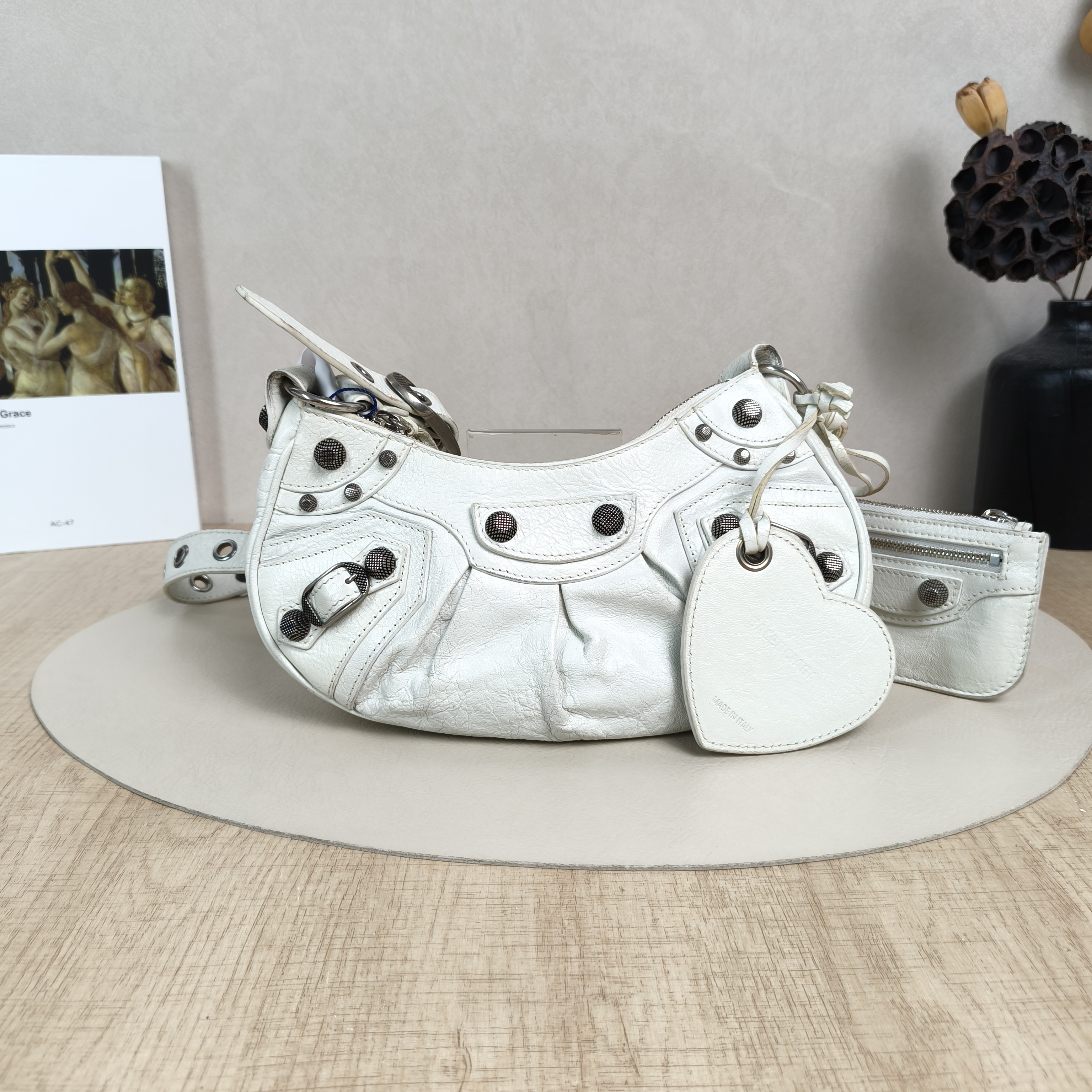 BALENCIAGA Crossbody Bag LE CAGOLE White Lambskin XS26 × 7 × 16 cm