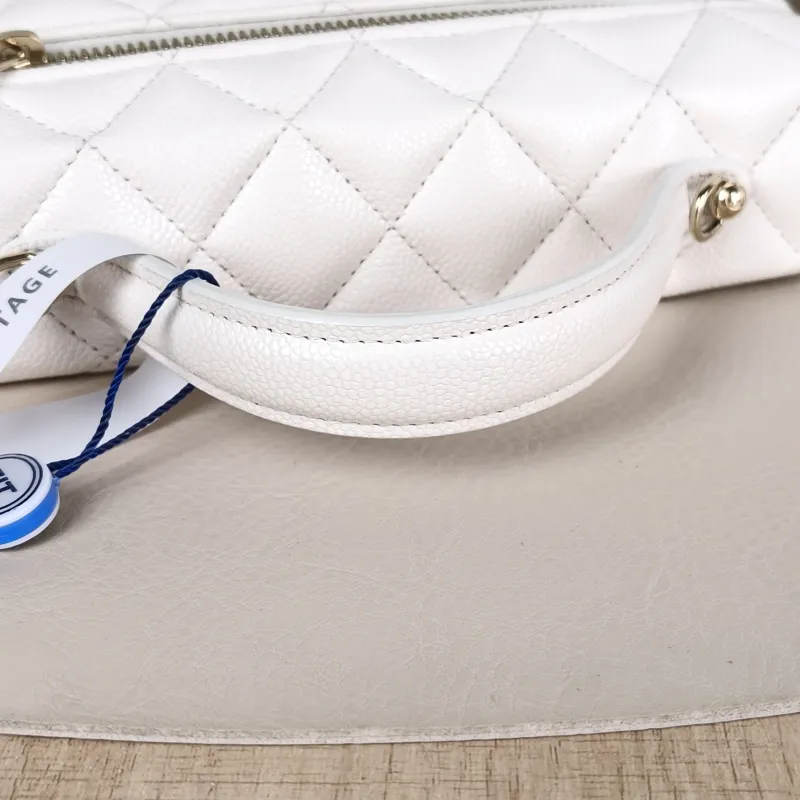 Chanel Crossbody Bag lp Box Bag Top Handle Crossbody Bag White Grained Calfskin 19.5 × 5 × 11 cm — detail view 6 of 15