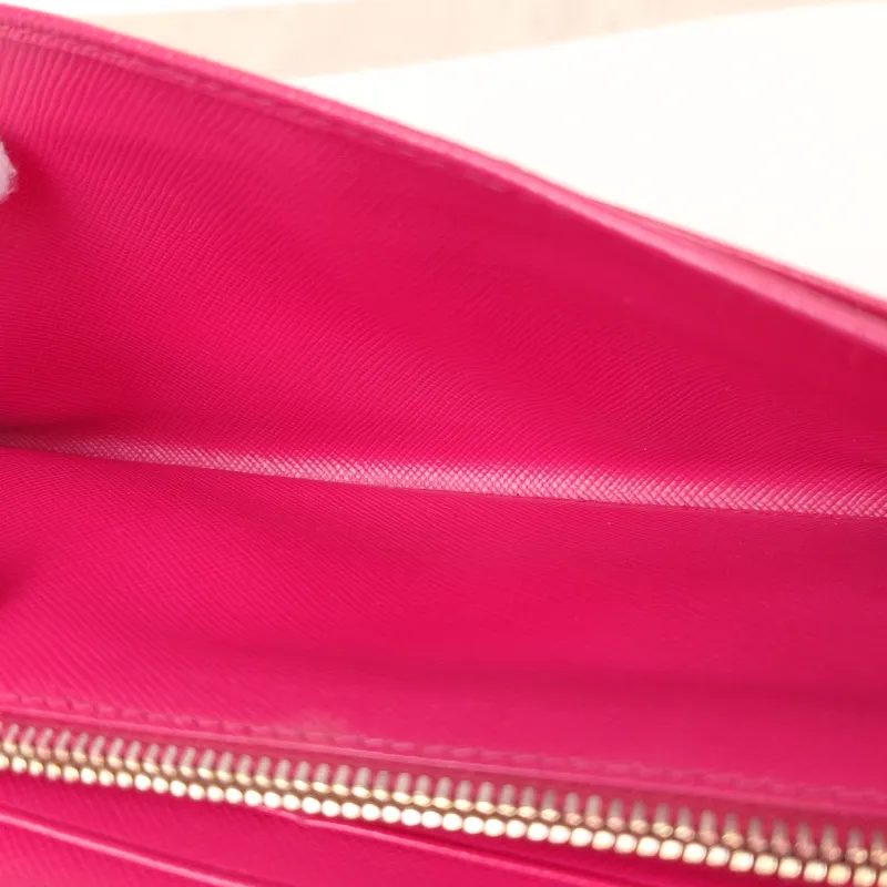 PRADA Shoulder Bag Shoulder Bagwoc Pink Calfskin 21 × 2.5 × 10.5 cm Conditioned — detail view 1 of 12