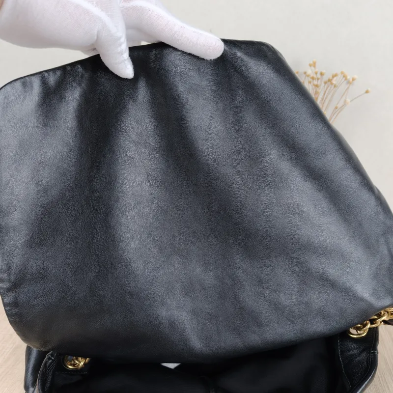 SAINT LAURENT Crossbody Bag Jamie 4.3 Chain Bag Black SL ambskin Large43 × 9 × 29 cm — detail view 6 of 13