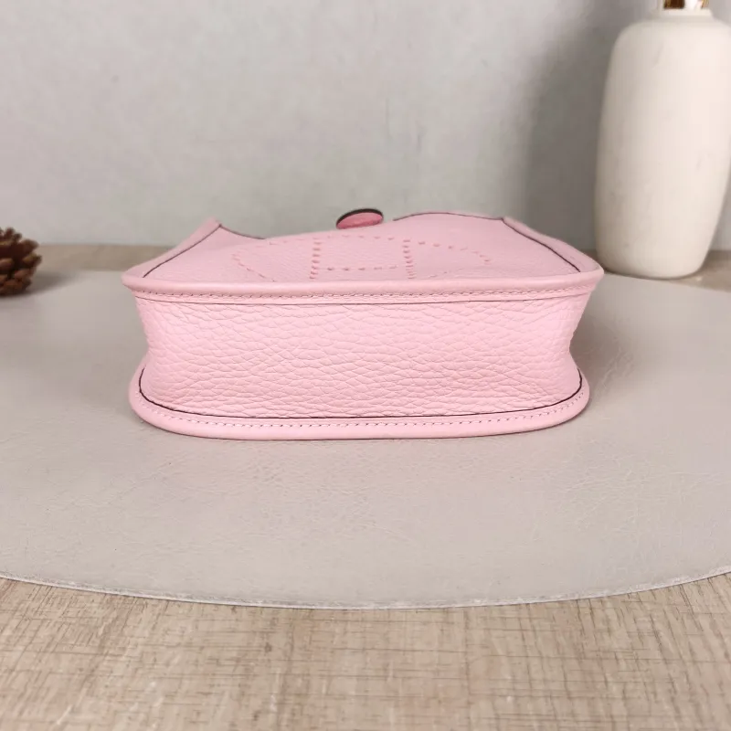 Hermès Crossbody Bag Evelyne Mini 16 Mini 16 TC Calfskin Mini 17 × 5.5 × 18 cm K — cover view 3 of 5