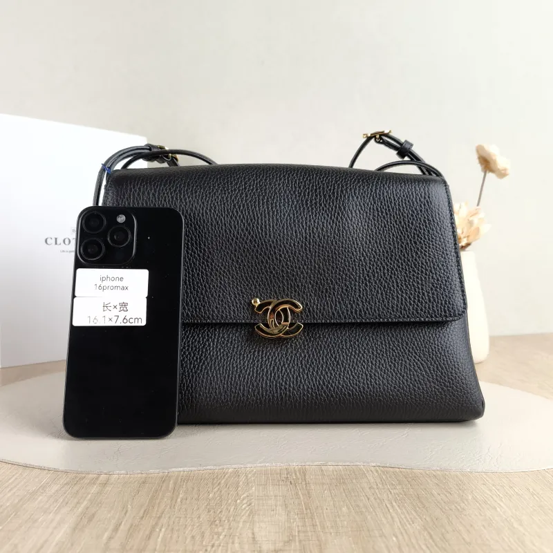 Chanel Shoulder Bag 26k Black Calfskin Medium 31.5 × 8 × 18.5 cm — cover view 6 of 6