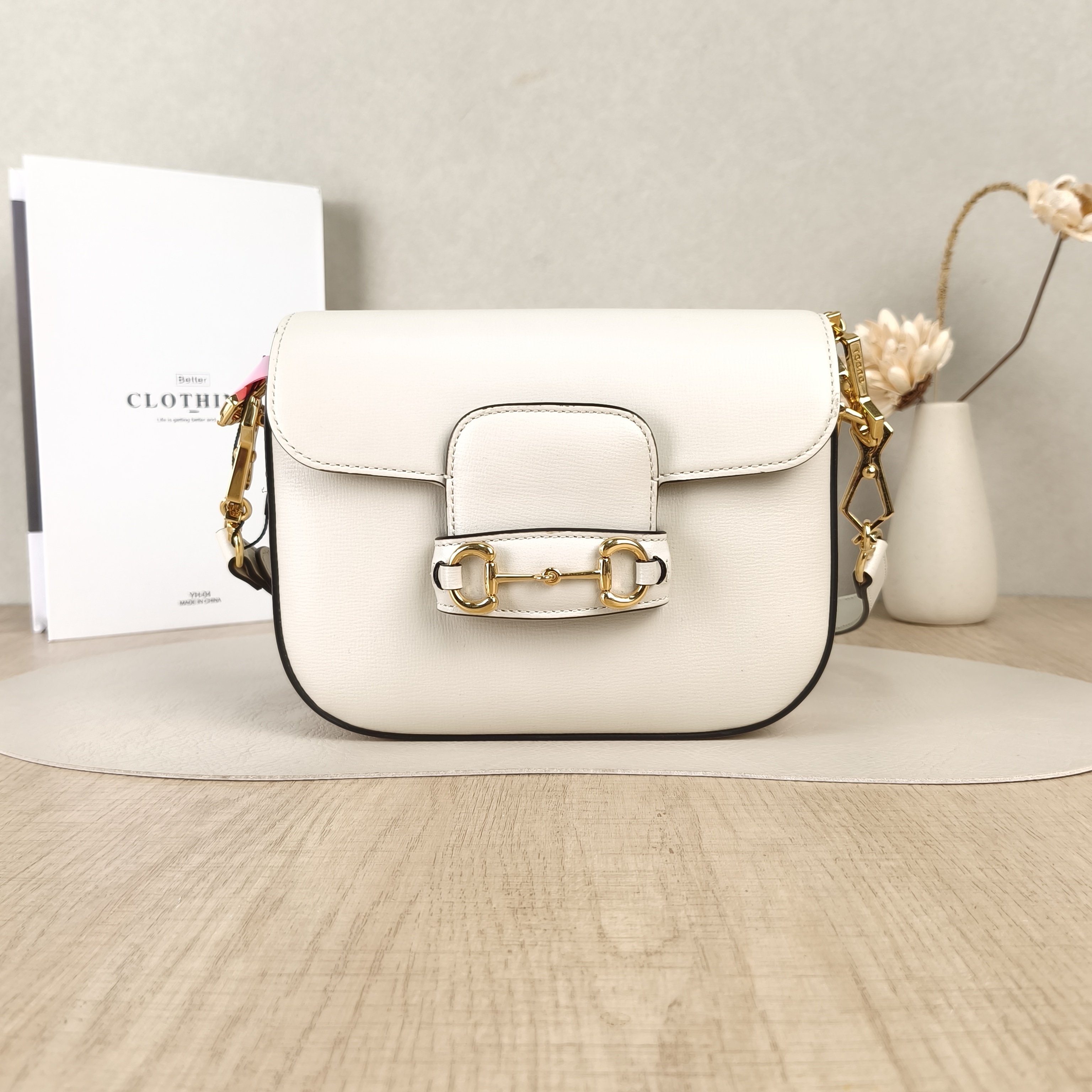 GUCCI Crossbody Bag Horsebit 1955 Horsebit Small White Calfskin Small20.5 × 5 × 14.5 cm