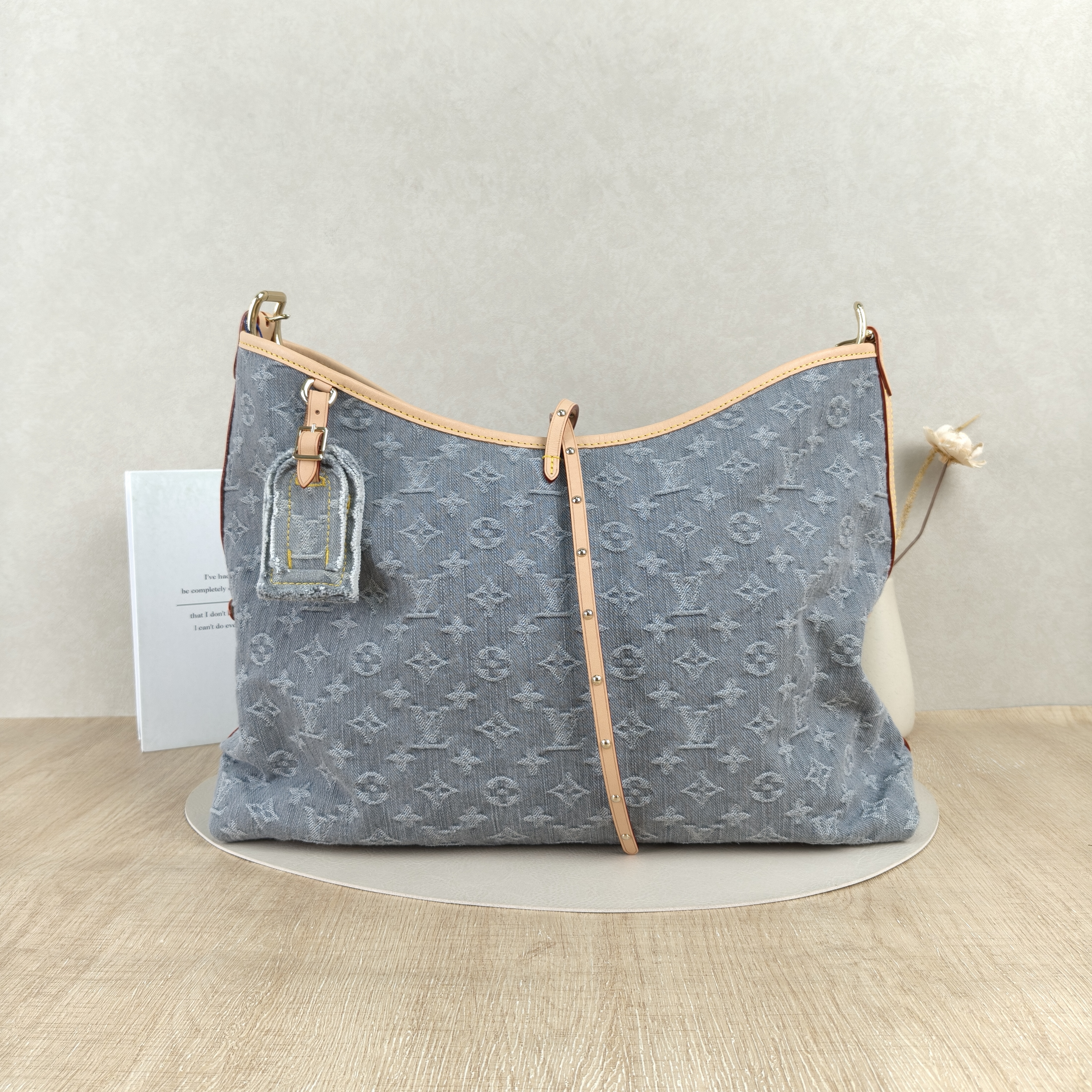 Louis Vuitton Crossbody Bag Carryall Grey Medium39 × 15 × 30 cm