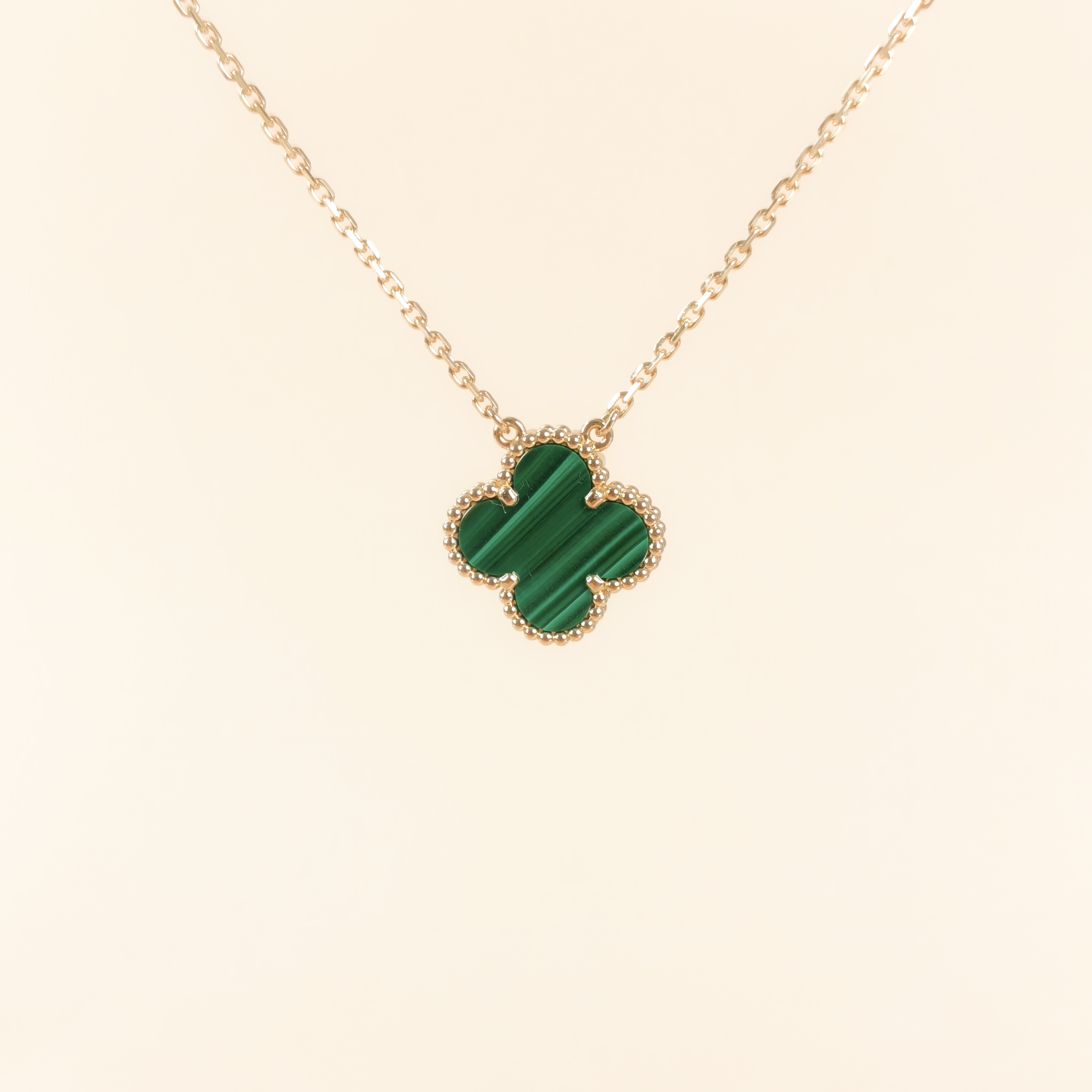 Van Cleef & Arpels Necklace Alhambra Alhambra Collection Yellow Gold Malachite18KY ellow Gold Vintage Small41cm