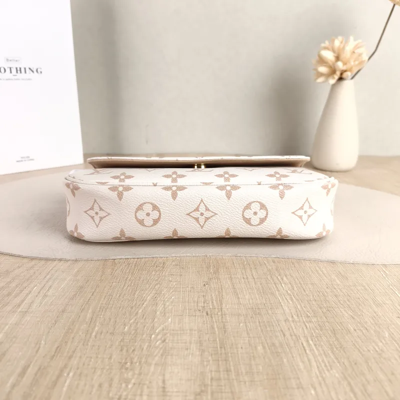 Louis Vuitton Crossbody Bag IVY · Beige PVC Small 23.5 × 4.3 × 12 cm — cover view 3 of 6