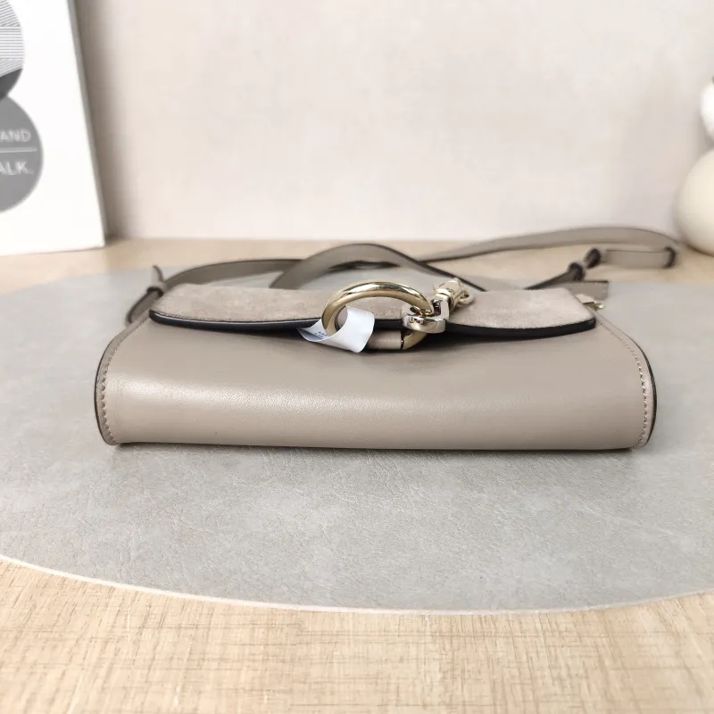 Chloé Shoulder Bagfaye Crossbody Bag Grey Calfskinmini18 × 3.5 × 10.5 cm — cover view 3 of 5