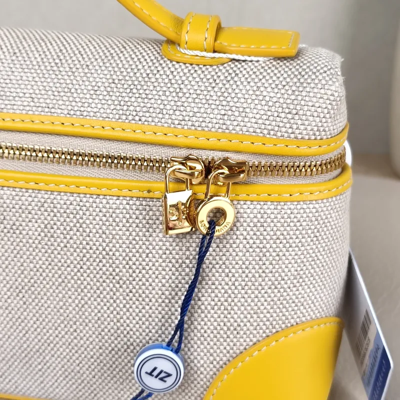 Loro Piana Crossbody Bag Extra Pocket L19 Yellow Beige Canvas One Size 19 × 7 × 11.5 cm — detail view 6 of 11