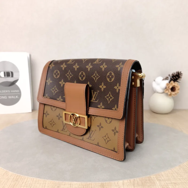 Louis Vuitton Crossbody Bag Dauphine Monogram PVC Medium25 × 10.5 × 17 cm — cover view 4 of 5