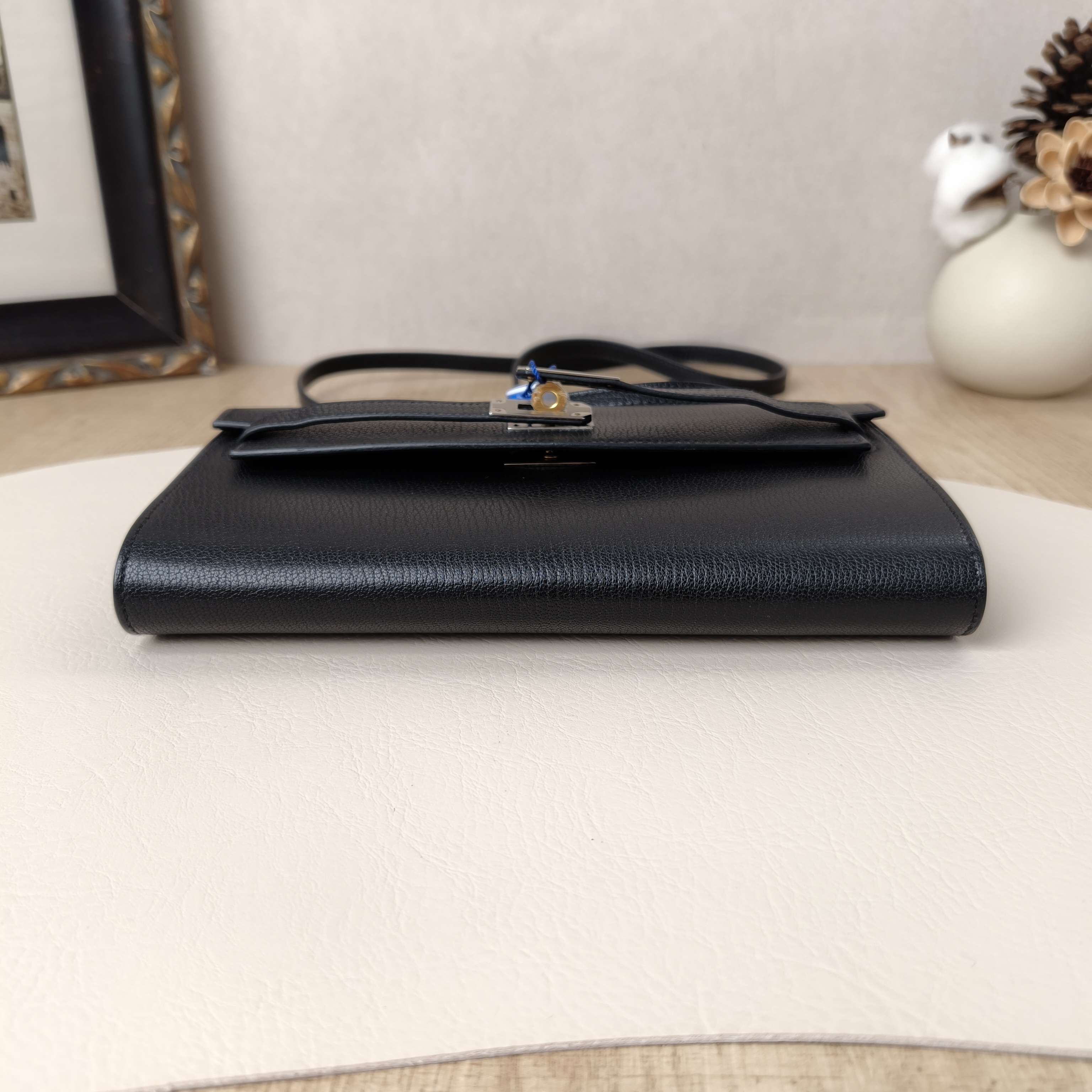 Hermès Crossbody Bag Kelly To Go Edition Walletwoc Black Evercolor Calfskin Silver-Tone Hardware One Size20 × 3 × 11 cm — cover view 3 of 10