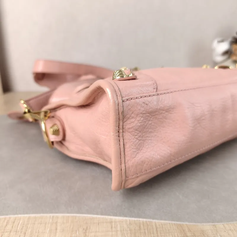BALENCIAGA Crossbody Bag neo cagole Pink Lambskin Small 24 × 5 × 15 cm — detail view 1 of 12