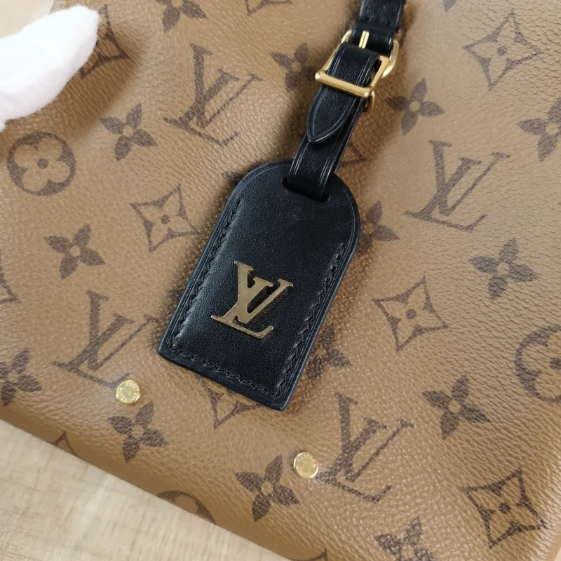 Louis Vuitton Top Handle Bag ATLANTIS Monogram PVC BB 17 × 7 × 17 cm — detail view 9 of 10